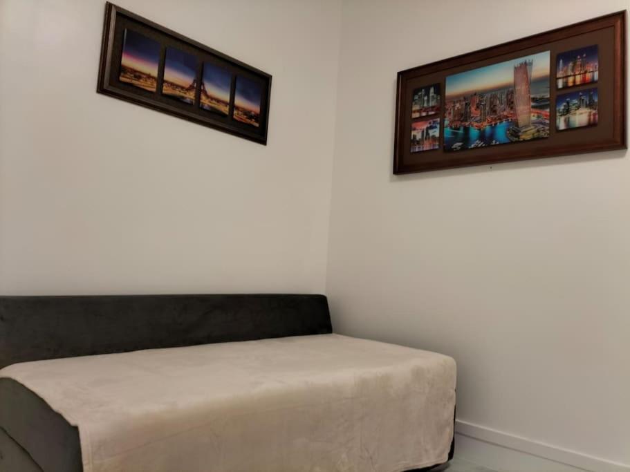 Paris Tourist Apartment, France Stains Luaran gambar