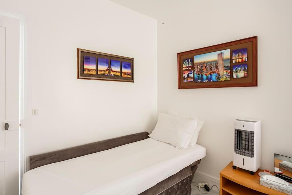 Paris Tourist Apartment, France Stains Luaran gambar